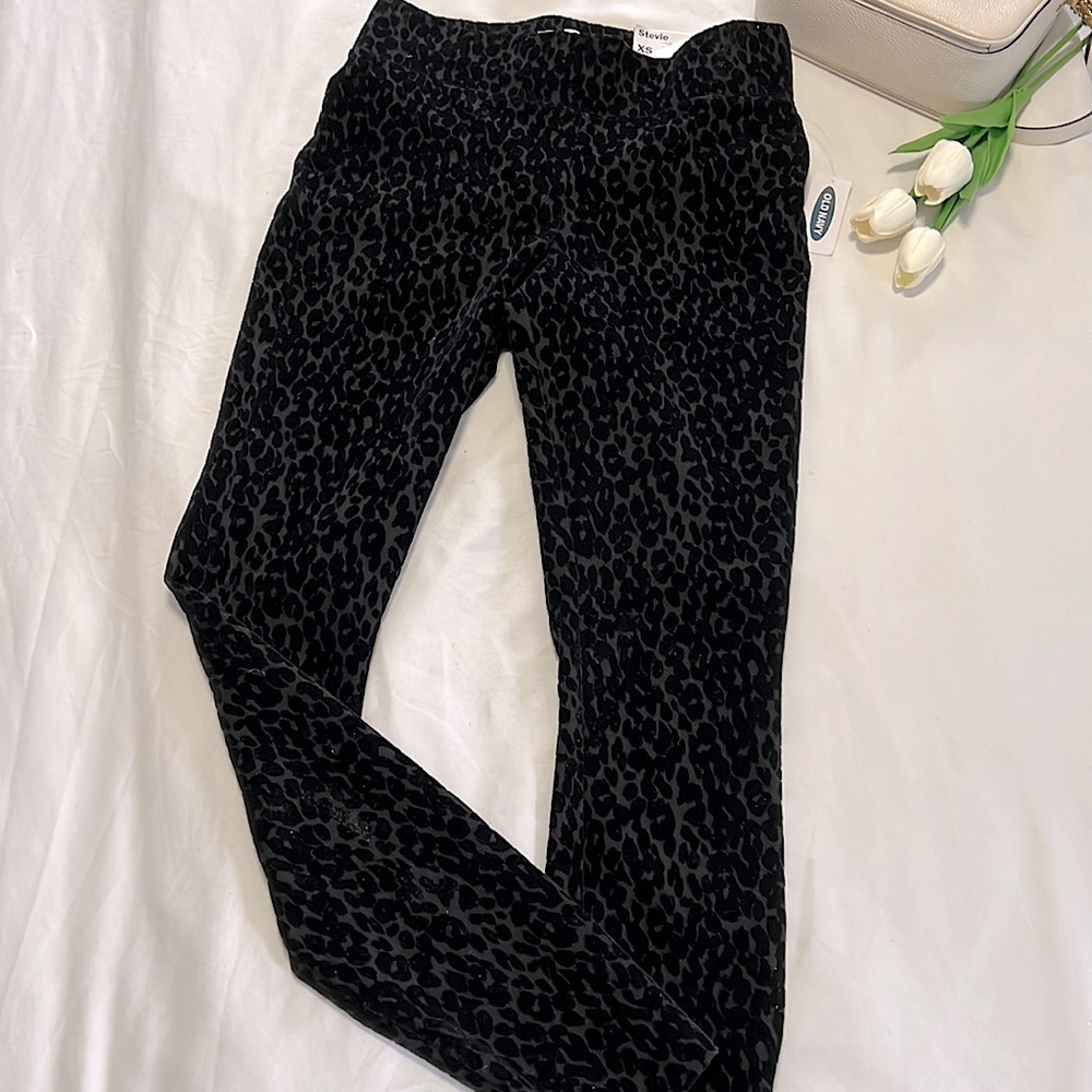 NWT Old Navy Stevie Leopard Print Pants